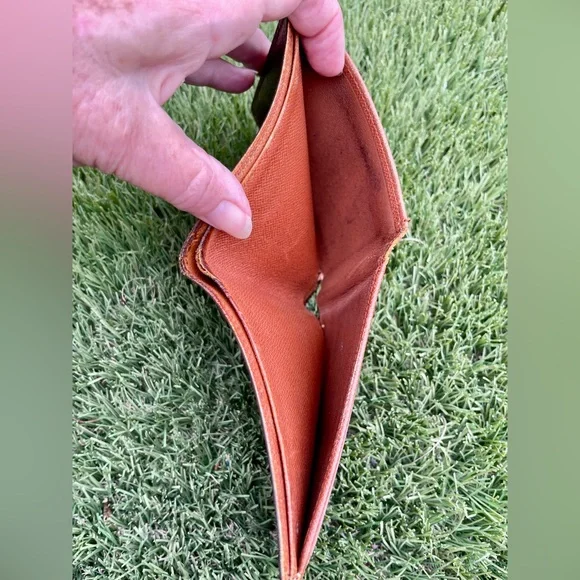 Men’s Louis Vuitton Monogram Wallet Date Code 1991 France Great Condition - Picture 11 of 14